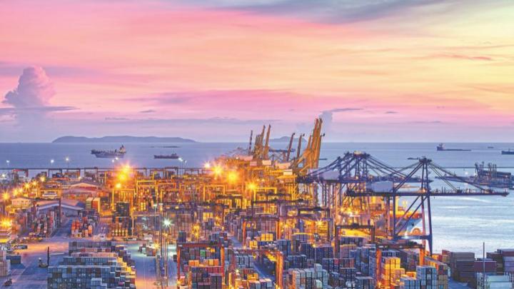 宁波舟山港梅山港区绿电码头图源:潮新闻客户端