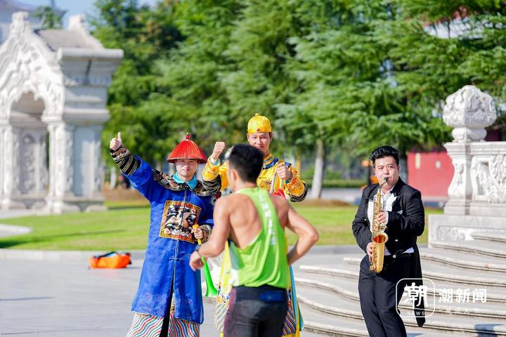 横店马拉松有着“跑进电影”的美誉。横马主办方供图