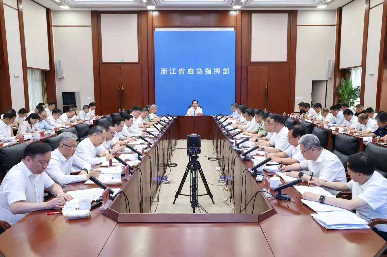 7月7日下午,全省防御应对9号台风“巴威”工作部署会议召开,省委书记王浩讲话。潮新闻记者 李震宇 摄