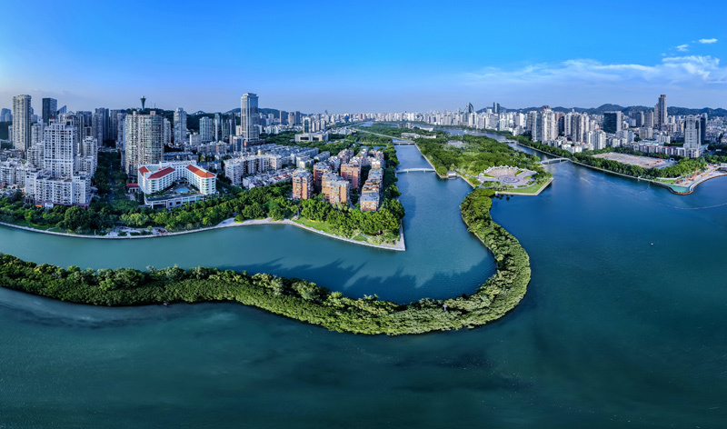 这是2024年9月3日拍摄的厦门筼筜湖和周边城市生态景观。 这是2024年9月3日拍摄的厦门筼筜湖和周边城市生态景观。